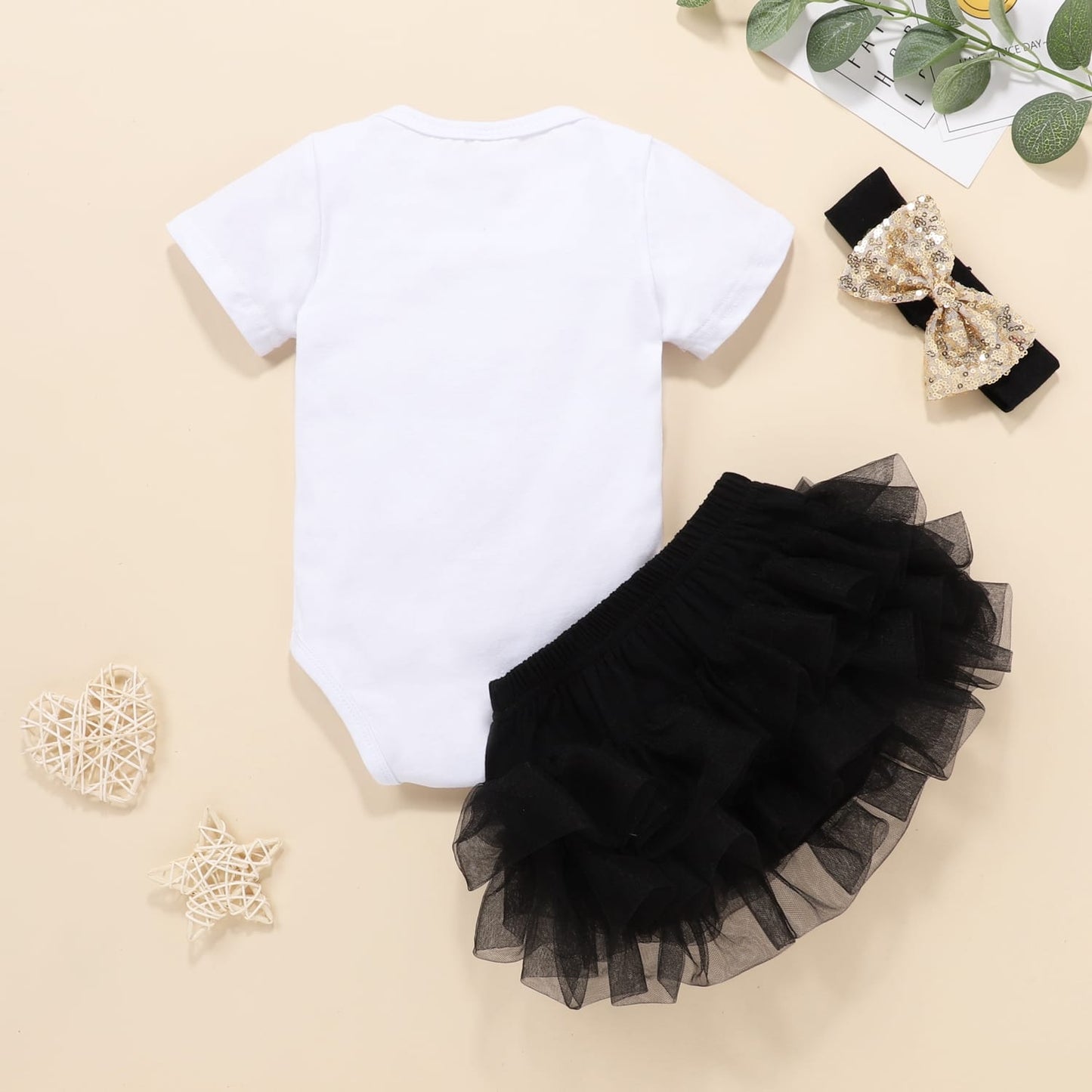 Body + Pantaloncini Nero + fascia per capelli